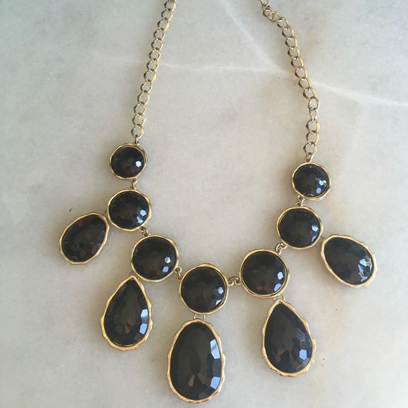 Jewelry - Faux Onyx Fashion Statement Bib teardrop Necklace